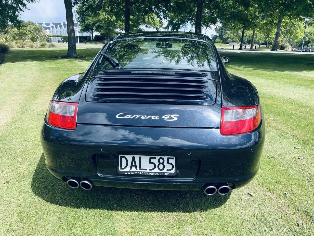 2005 Porsche 911